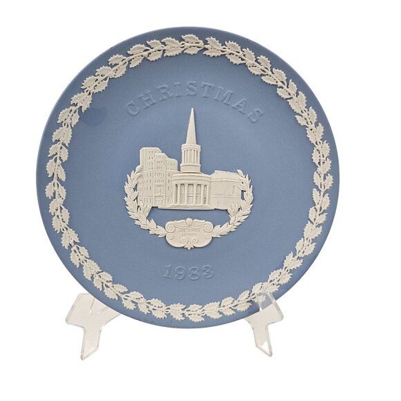 Vintage Wedgwood Collector Plate All Souls London Christmas Blue Jasperware 1983 - Picture 1 of 10